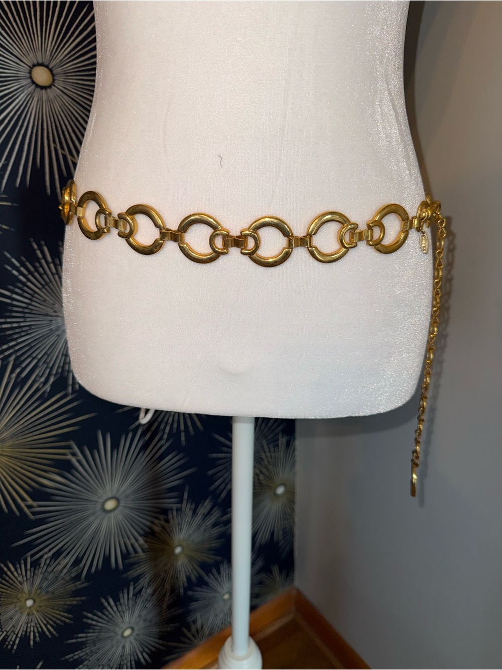 Vintage Soho Designs Made in Italy Gold Tone Chain Link Belt